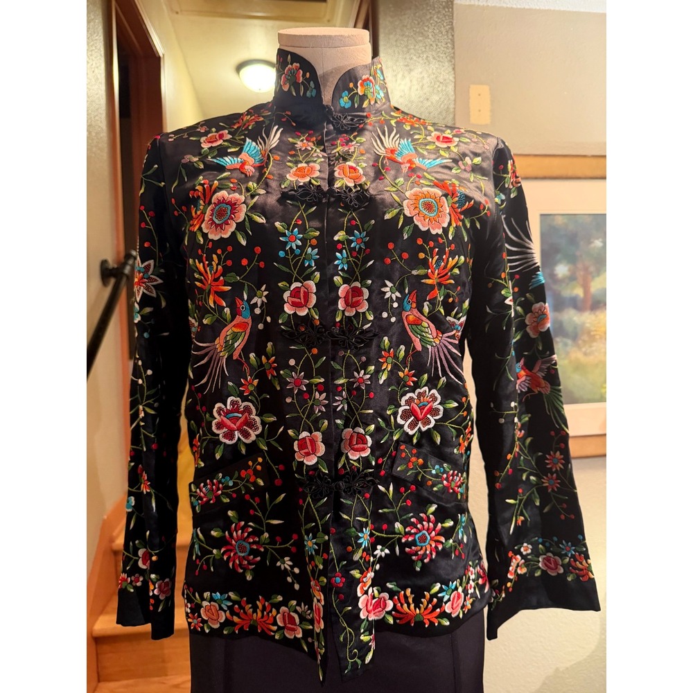 Plum Blossom Vintage 1970s Embroidered Floral Chinese Jacket Sz 34